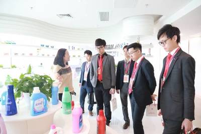 回归20周年,粤港情正浓--国际青年商会香港总会莅临波顿集团参观交流
